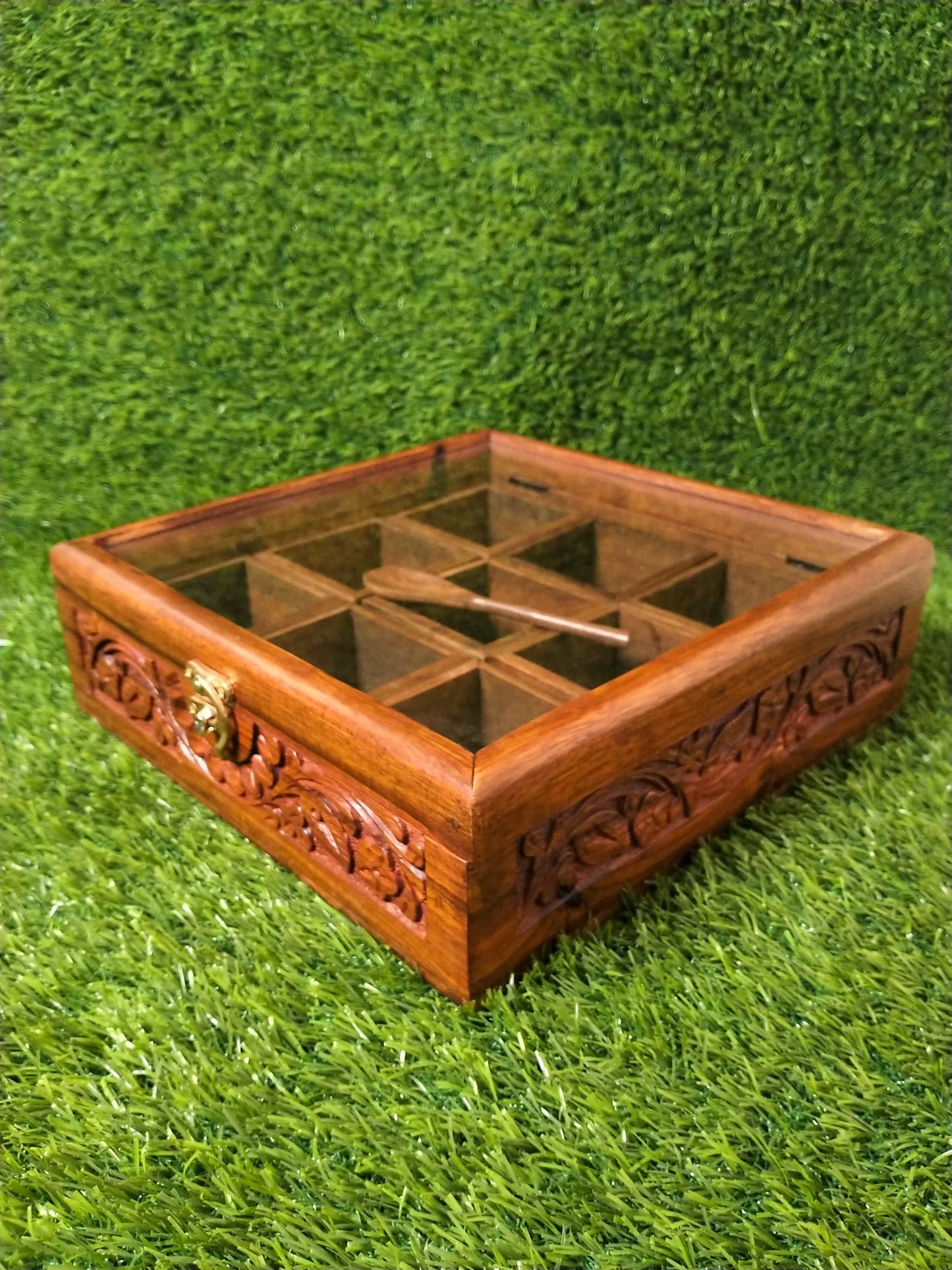 Beautyful Wooden Hand-Made Masala Box By (Laly.pk).